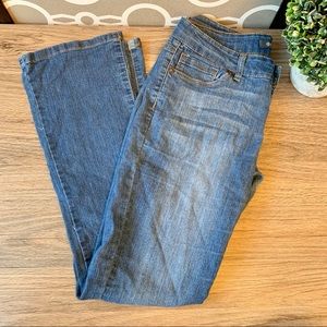 Blue straight leg denim super cute jeans size 7